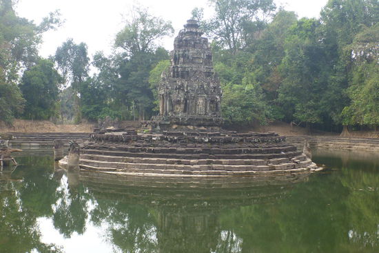 Neak Pean