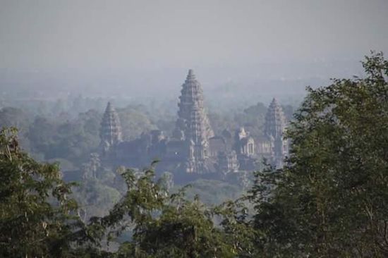 Blick auf Angkorr Wat vom Phnom Bakheng