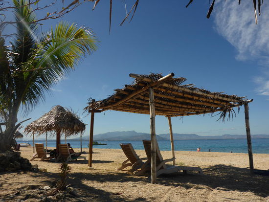 Überall waren Liegen...