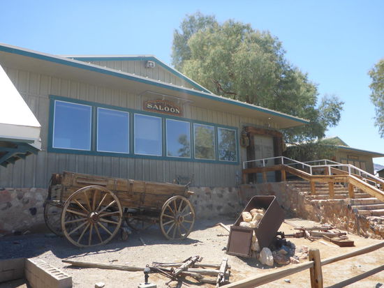 Stovepipe Wells Village