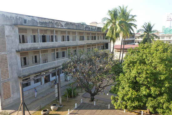 Bevor die Roten Khmer die Macht in Kambodscha übernahmen, war das Gefängnis S-21eine Schule