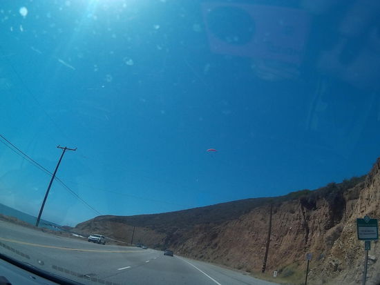 Fallschirmspringer voraus