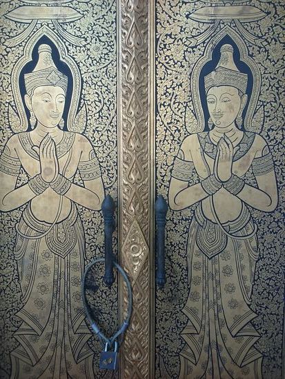 Tempelwachen allein sind wohl nur bei übernatürlichen unerwünschten Besuchern genug