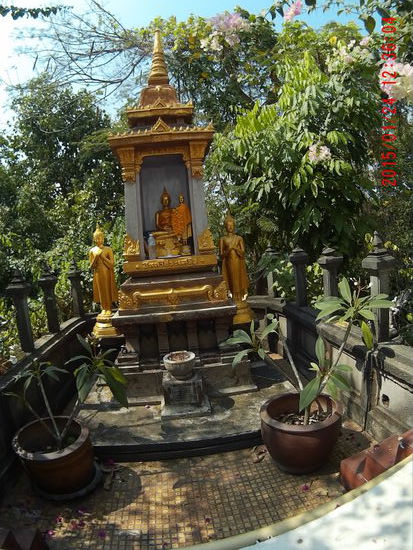 Schrein am Wegesrand