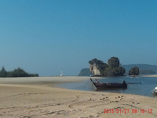 Idyll,  aber nur bis zum rechten Bildrand