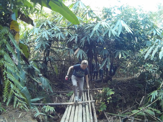 Simone auf einer der "Brücken"