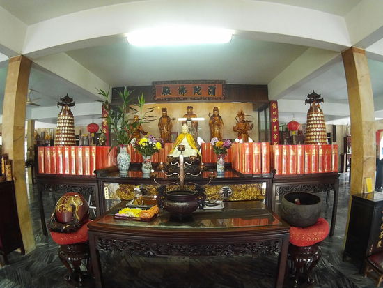 Der Altar im Untergeschoss