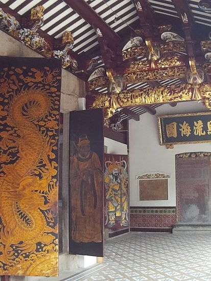 An jedem Portal wacht ein anderer Wächter