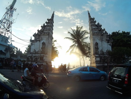 Portal zum Strand,  gleich ist Sonnenuntergang