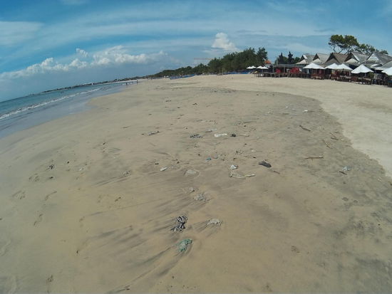 Hier gibt's Müll am Strand...