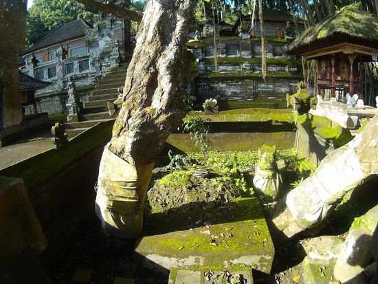 Das ist er, der heilige Stein