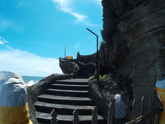 Nach ein paar Schritten hinter der ersten Kurve