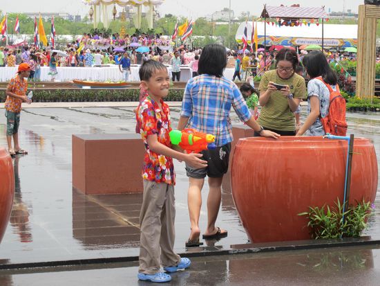 Das Fest der Wasserschlacht