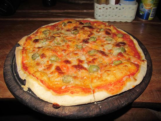 Okay, ein krasser Fotoübergang... aber die Pizza war super!