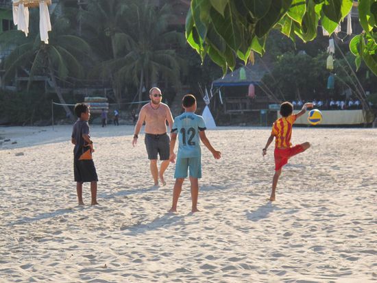 Damiano und die Thai-Kids