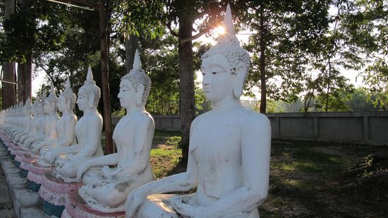 Tempelanlage mitten im Dorf