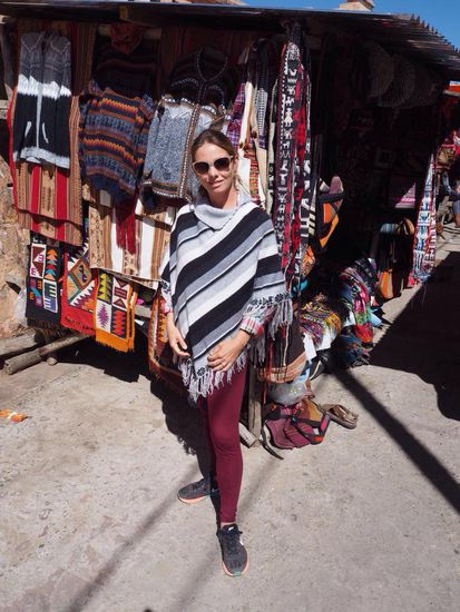 ...den Poncho kann ich hier gut brauchen 