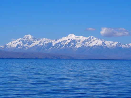 links: Illampu mit 6.360 m
rechts: Janco Uma mit 6.388 m