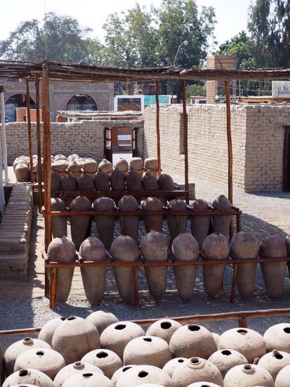 Traditionelle Methode der Gärung in Tongefässen