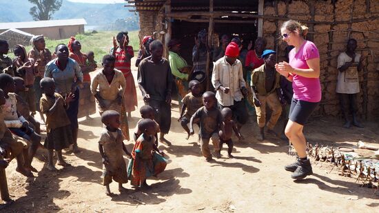 Traditionelle Tanzvorführung - da tanze ich gleich mal mit...