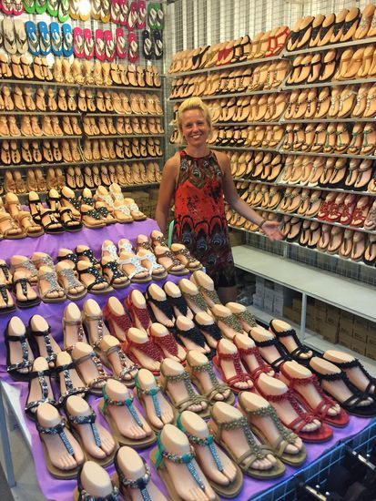 Schuhe gab´s auch ...