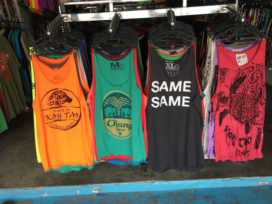 ... und dem Stöbern in den 
zahlreichen T-Shirt-Läden überrückt.