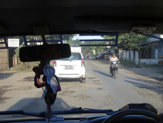 Der Grund warum man für 30 km eine Stunde braucht....Hier war noch ein besserer Teil, im richtig Schlechten war fotografieren unmöglich