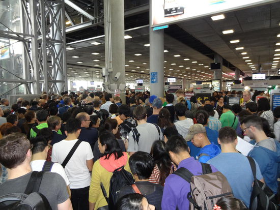 Passkontrollenchaos in BKK