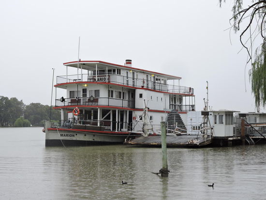 alter Schaufelraddampfer in Muran