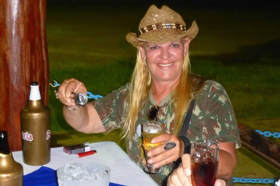 Wir haben uns riesig auf unserer Traudi Zobel gefreut, die mit uns eine spannenden Reise ins Pantanal unternehmen wird. Wenn wir uns nach 2 Wochen vor ihr verabschieden, um noch ein paar Tage im südlichen Pantatal  mit einem ihrer Kollegen unterwegs sein sein, werden ich nochmals auf Traudi zurückkommen und auch verraten, wie man an sie "herankommen" kann.