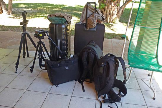 So ein Umzug ist bei so viel Gepäck, wie Fotografen und Filmer zwangsläufig mit sich führen müssen, manchmal anstrengend.