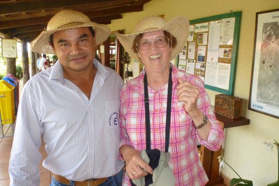 Dieser ein klein wenig verlegen dreinschauende Herr ist ein Gaucho oder Cowboy, der Helga bei ihrem Ausritt als "Bodygard" begleiten wird.