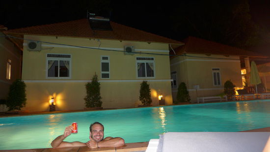 Und gönnte sich danach noch eine Coke im kühlen Nass