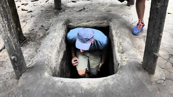 Tobi am "komfortablen" Tunneleingang