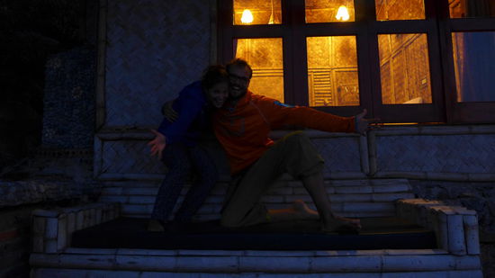 Auf der Bambuscouch vor unserem Bungalow.