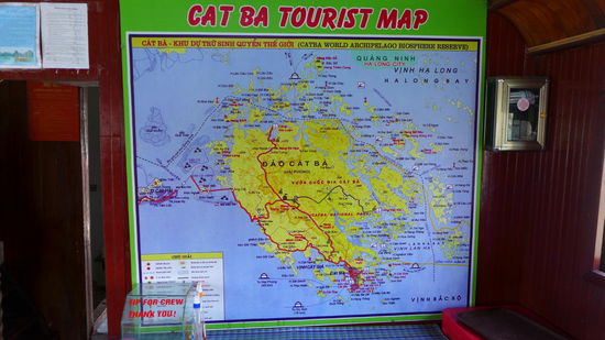 Los gings "links", also im Westen vom Festland und fast einmal im Uhrzeigersinn rundrum bis ganz in den Süden. Dort haben wir letztendlich genächtigt.