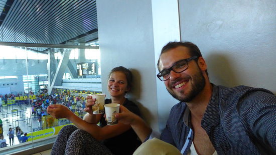 Das lange Warten am Flughafen hat begonnen