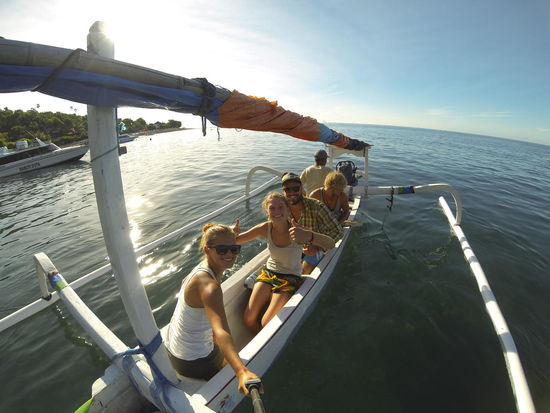 Später ging es dann mit unserem Vermieter raus auf See