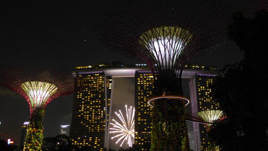Mit anschließendem Feuerwerk 