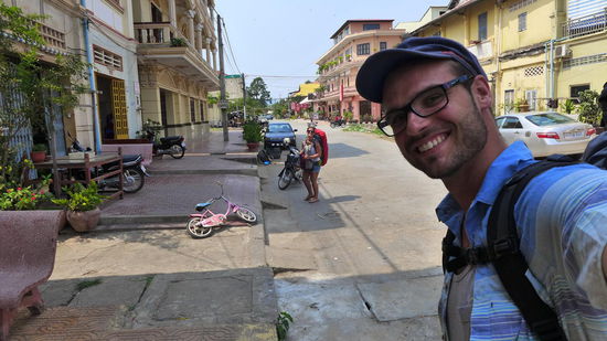 Welcome to Kampot. 
Diese Stadt kann man nur mit einem Lächeln begrüßen 