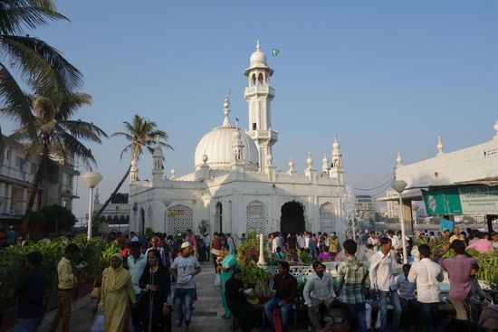 ... Moschee und Grabmal des afghanischen Mystikers Haji Ali