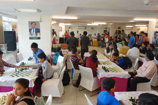 Gespielt wurde in dem riesigen Jawaharlal-Nehru-Stadium.
Blick in den Turniersaal