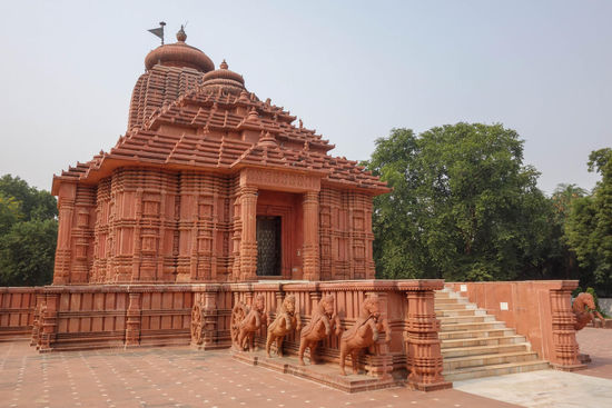 Die Pferde ziehen den Wagen des Sonnengottes