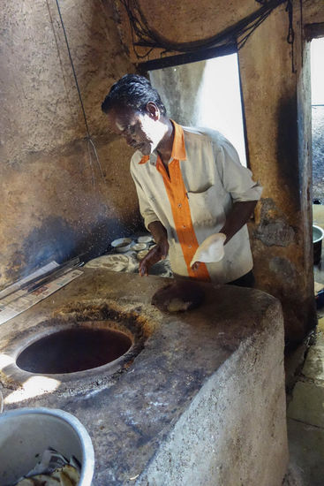 .. das hier ist der Brotbäcker am heißen Herd