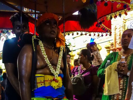 da muss ich hoch
manche gehen da an ihre körperlichen Grenzen, man will das Publikum aber auch unterhalten.