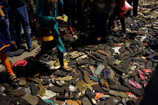 2 Uhr morgens - gehen da manche barfuß nach Hause?