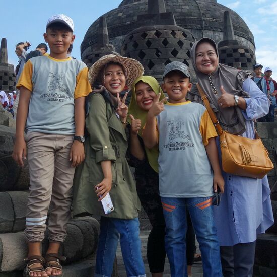 gute Stimmung auf der buddhistischen Tempelanlage Borobodur
"die Macht sei mit Euch"