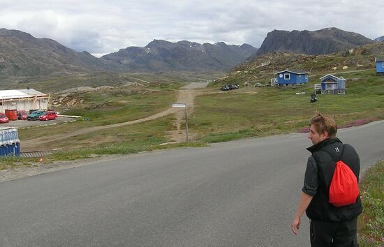 Quer durch Sisimiut zur Gipfeltour
