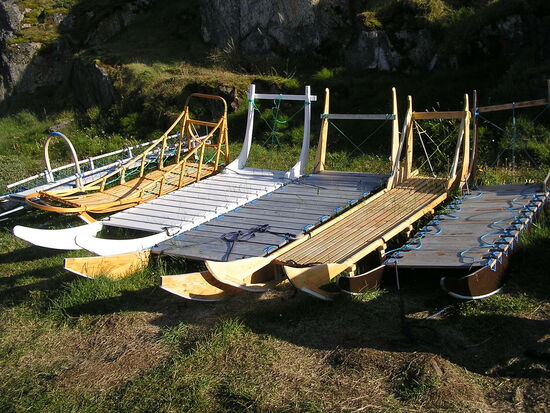 Werkstücke aus dem Hundeschlittenbau-Wettbewerb