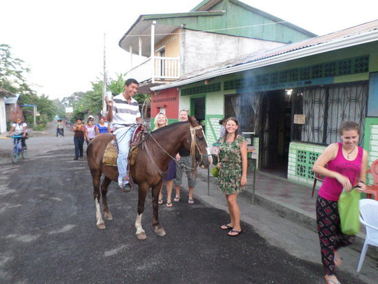 Auf dem Dorffest unser Scout vom Vulkan